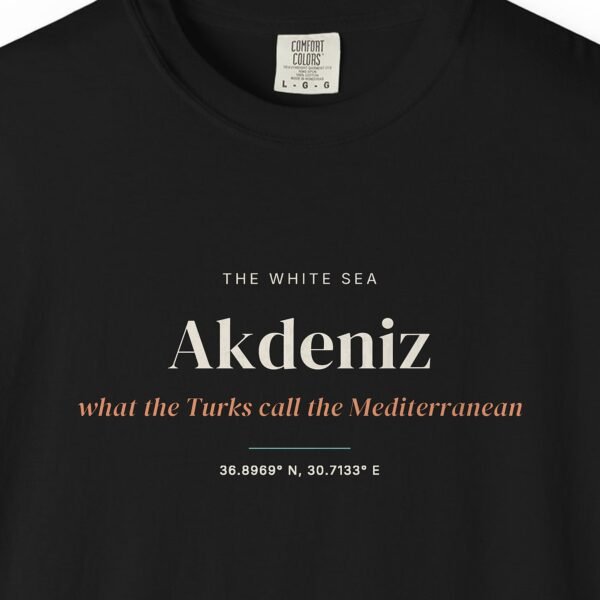 Akdeniz Tee