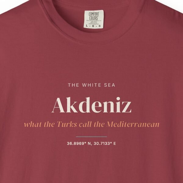 Akdeniz Tee