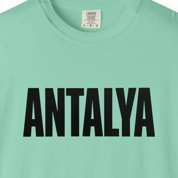 Antalya Bold Grotesque Tee