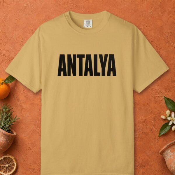 Antalya Bold Grotesque Tee