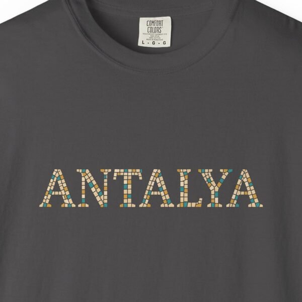 Antalya Cream Ornament Night Tee
