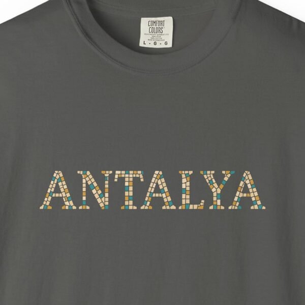 Antalya Cream Ornament Night Tee