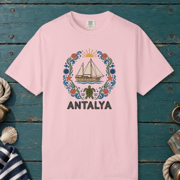 Antalya Folk Wreath Tee