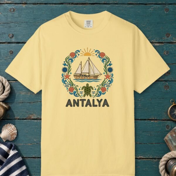 Antalya Folk Wreath Tee