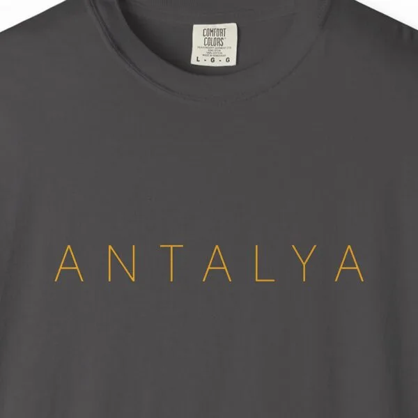 antalya-gold-line-tee-graphite-chest Antalya Gold Line Tee