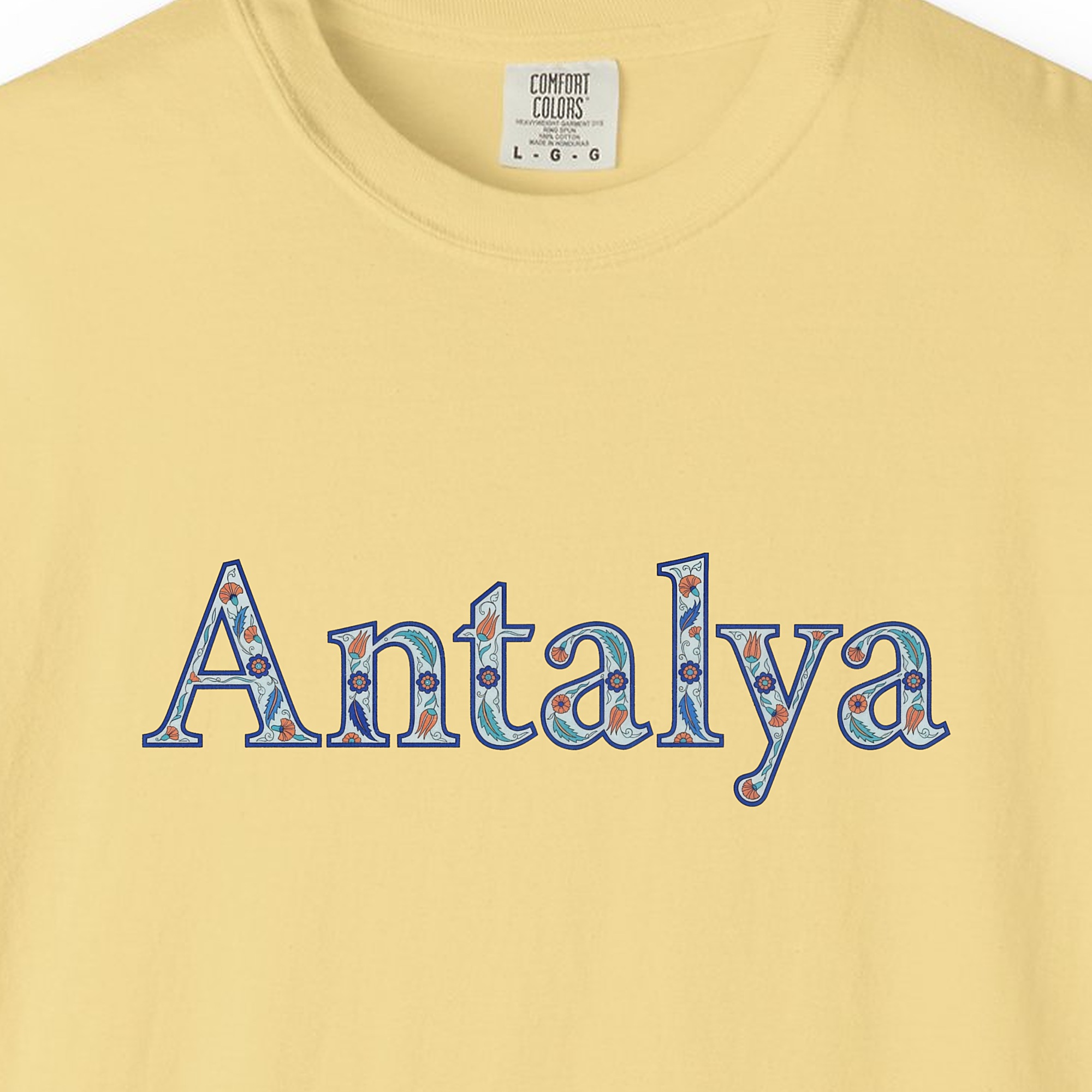 Antalya Iznik Filled Script Tee