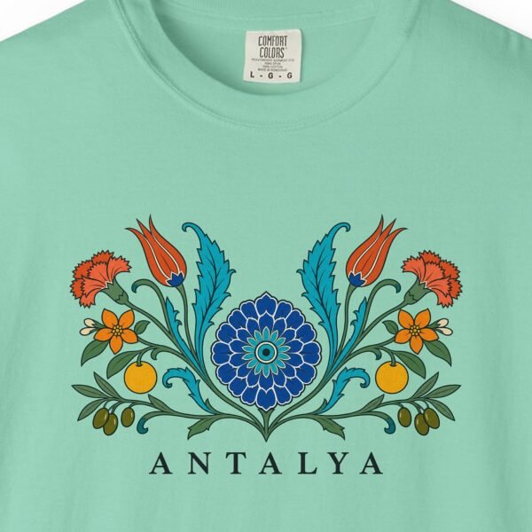 antalya-iznik-floral-spray-tee-island-reef-chest Antalya Iznik Floral Spray Tee