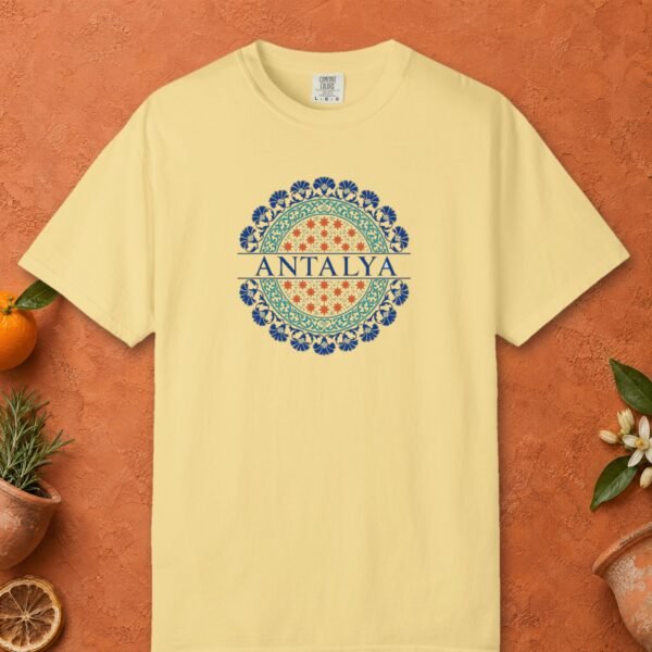 Antalya Iznik Medallion Tee