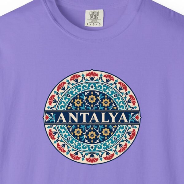 Antalya Iznik Rosette Night Tee