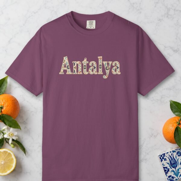 Antalya Iznik Serif Tee
