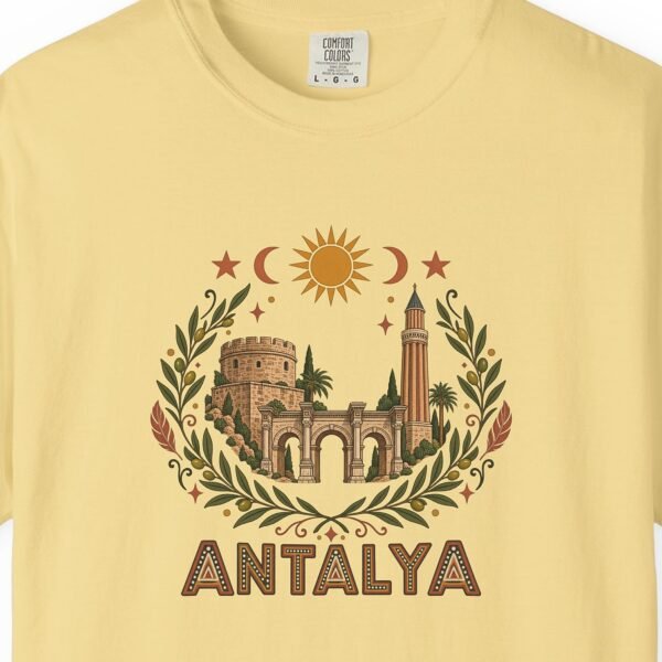 Antalya Olive Wreath Tee