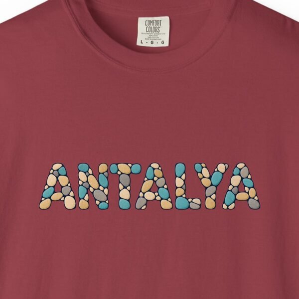 antalya-pebble-mosaic-night-tee-chili-chest Antalya Pebble Mosaic Night Tee