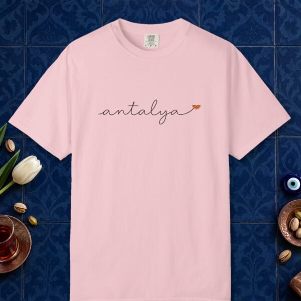 Antalya Slice Script Tee