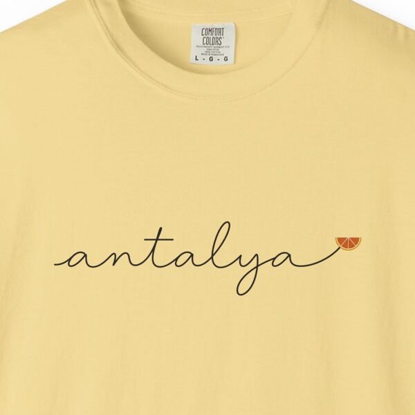 Antalya Slice Script Tee