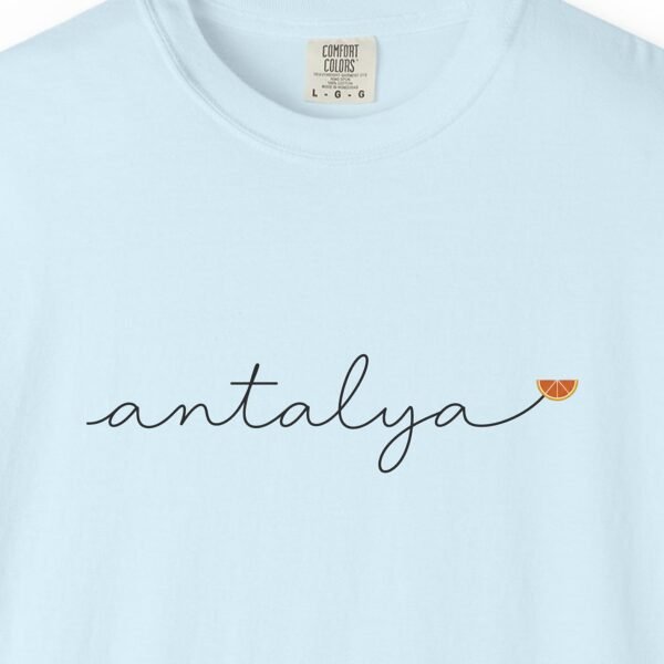 Antalya Slice Script Tee