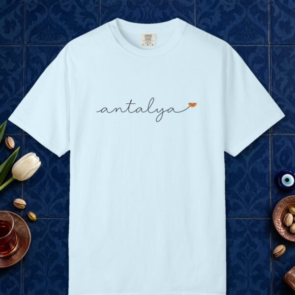 Antalya Slice Script Tee