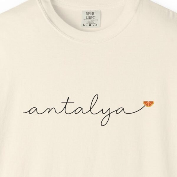 Antalya Slice Script Tee