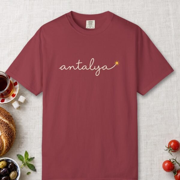 antalya-sun-script-night-tee-chili-front Antalya Sun Script Night Tee