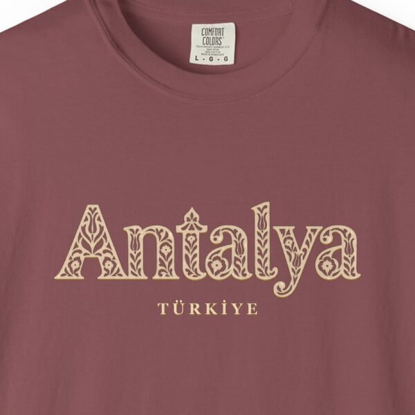 Antalya Tulip Inlay Night Tee