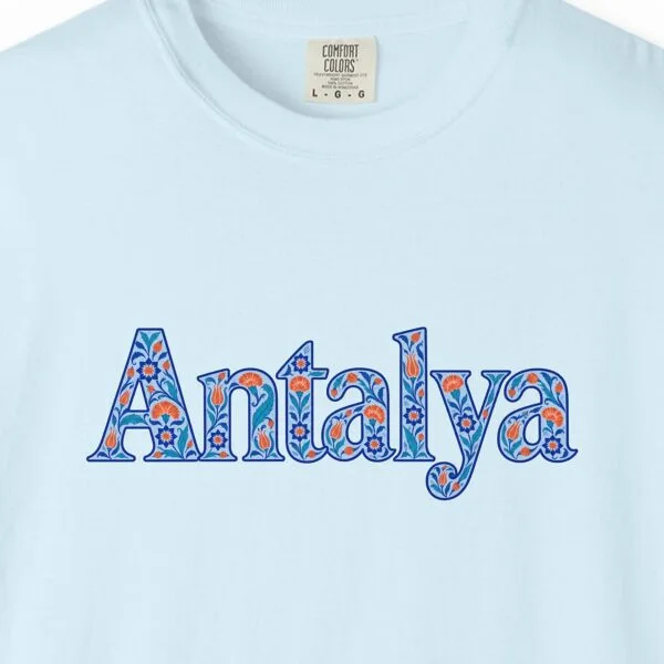 Antalya Tulip Letters Tee