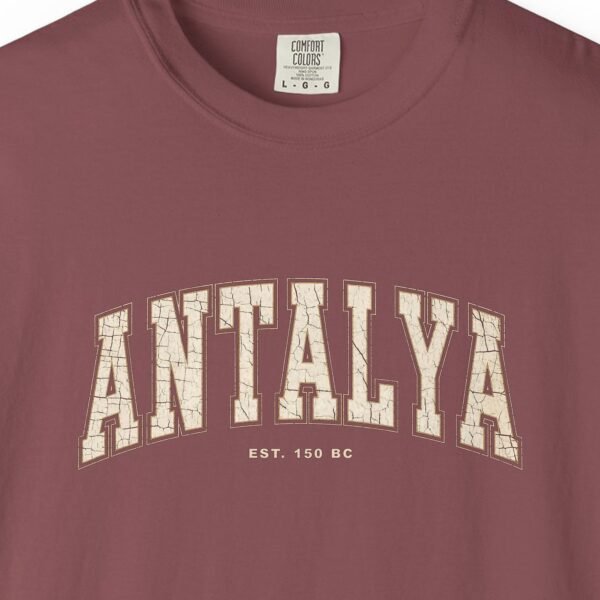 Antalya Varsity Arch Outline Night Tee