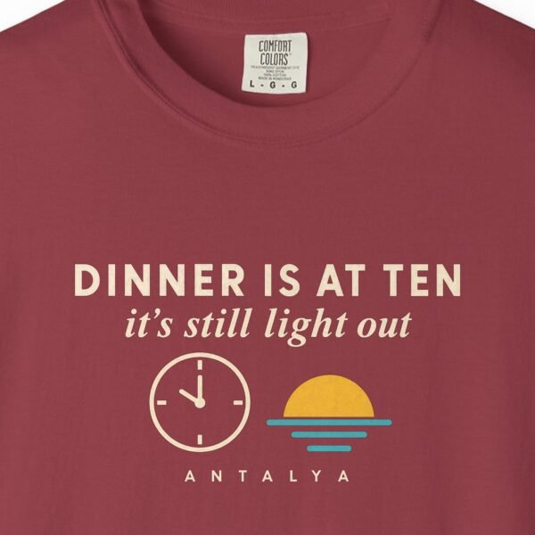 Dinner Is at Ten Tee