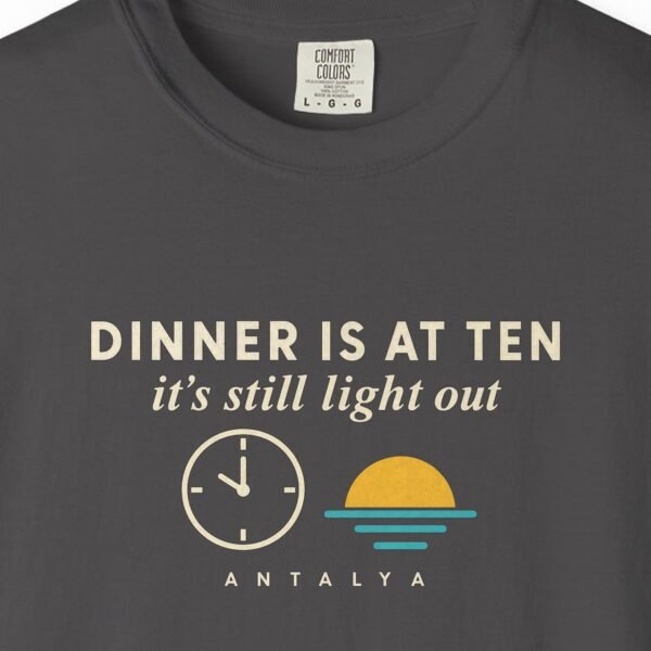 Dinner Is at Ten Tee