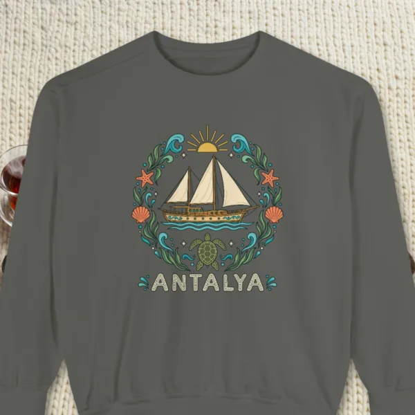 Gulet Wreath Sweatshirt