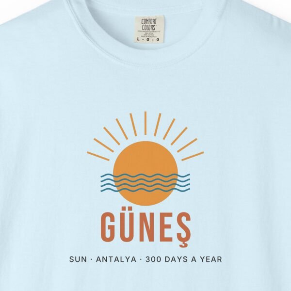Güneş Tee