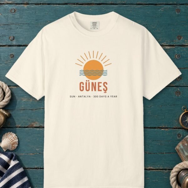 Güneş Tee