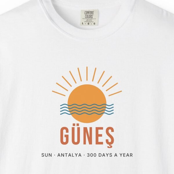 Güneş Tee