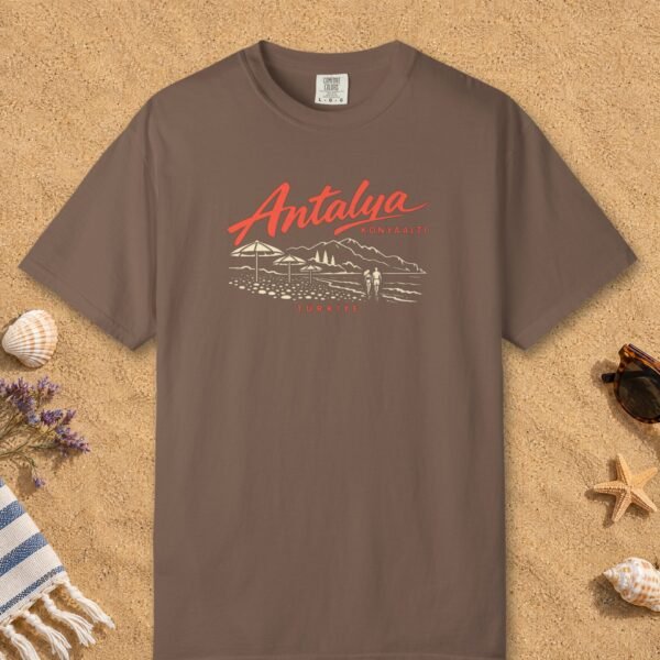 Konyaaltı Retro Beach Night Tee
