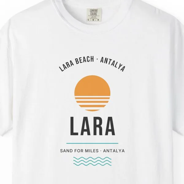 Lara Beach Tee