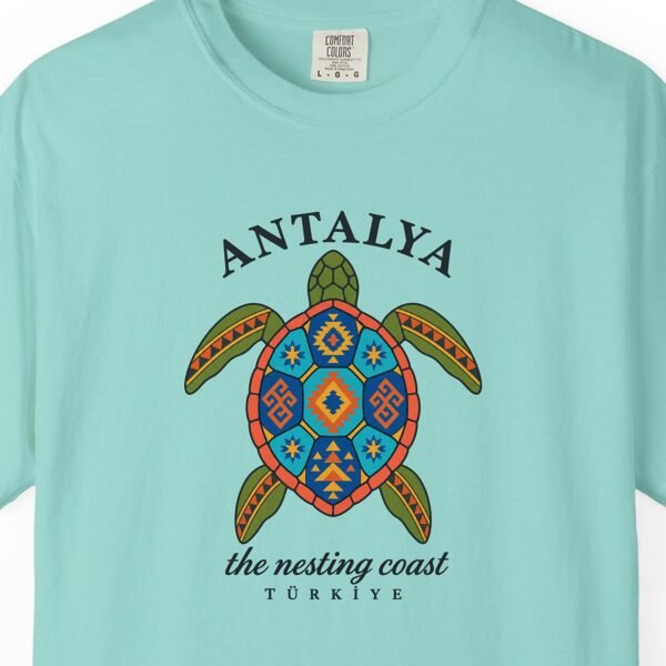 Nesting Coast Turtle Tee