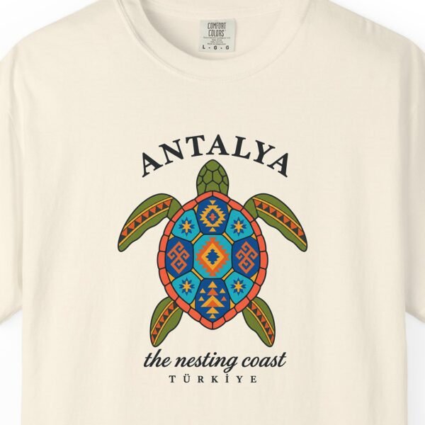 Nesting Coast Turtle Tee