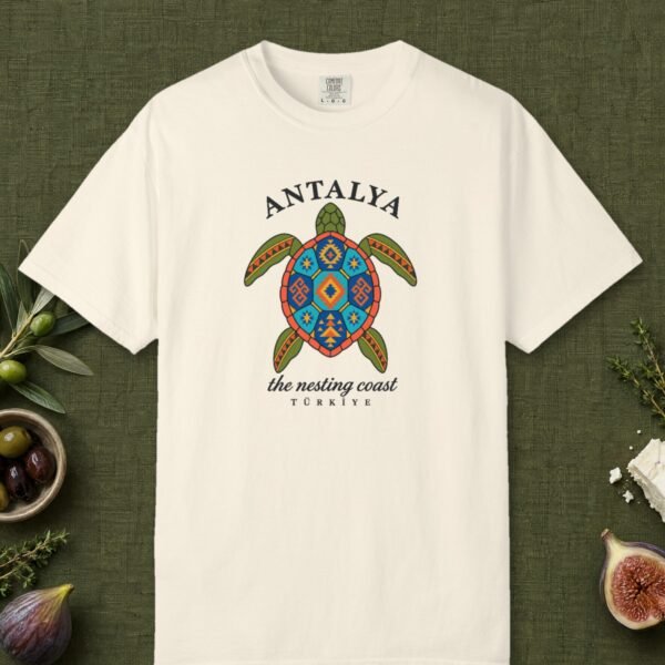 Nesting Coast Turtle Tee