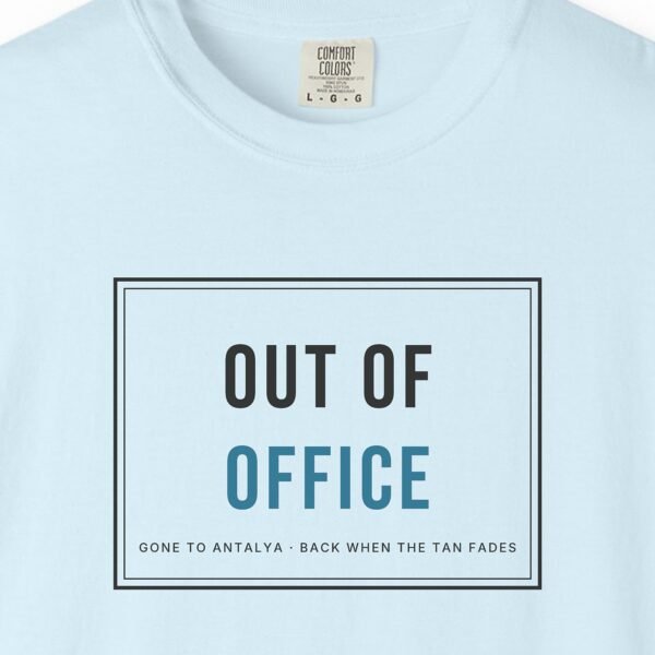 out-of-office-day-tee-chambray-chest Out of Office Day Tee
