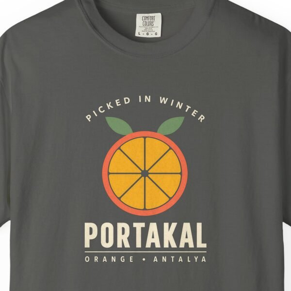 Portakal Picked in Winter Night Tee