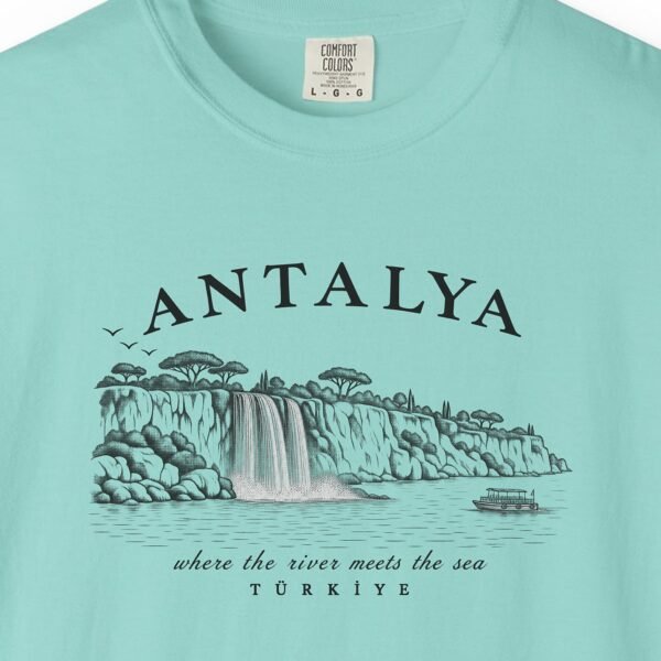 River Meets the Sea Day Tee