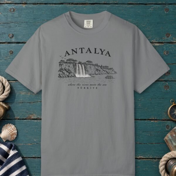 River Meets the Sea Day Tee
