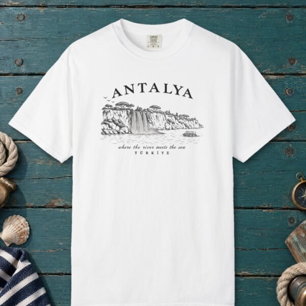 River Meets the Sea Day Tee