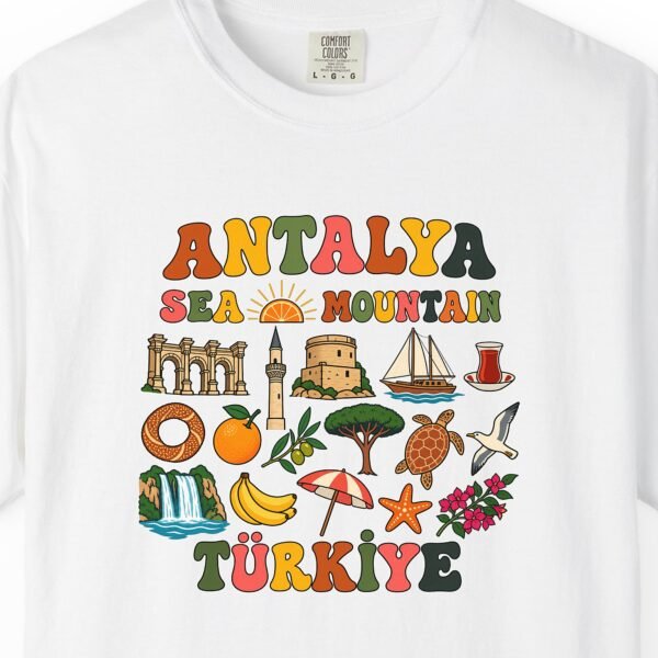Sea and Mountain Groovy Icons Tee