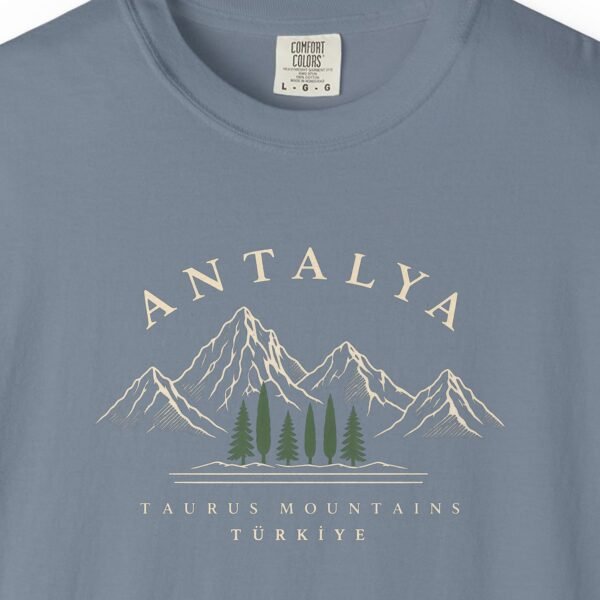 Taurus Mountains Engraving Night Tee