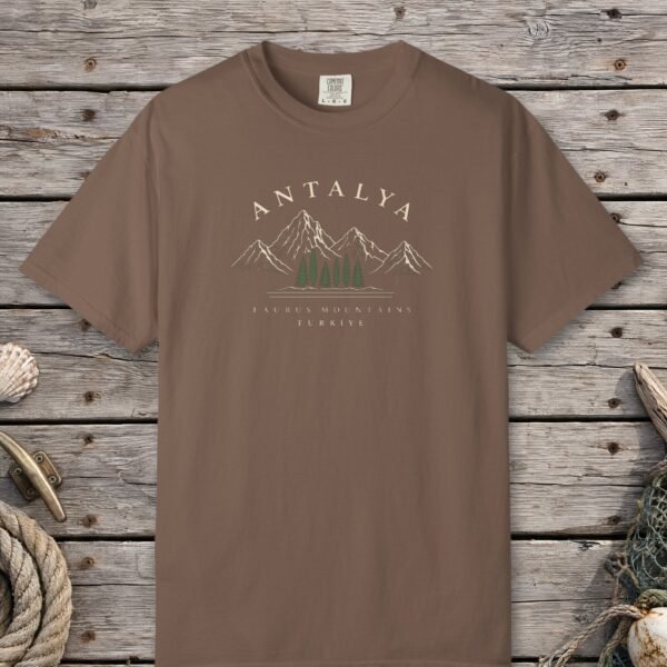 Taurus Mountains Engraving Night Tee