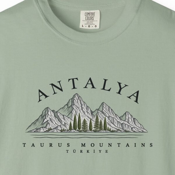 Taurus Mountains Engraving Tee