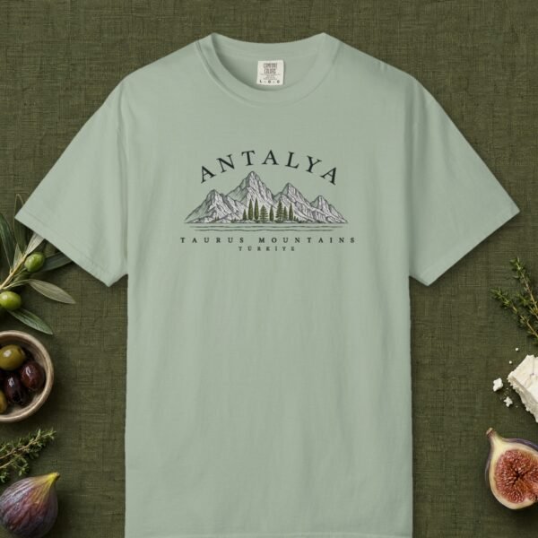 Taurus Mountains Engraving Tee