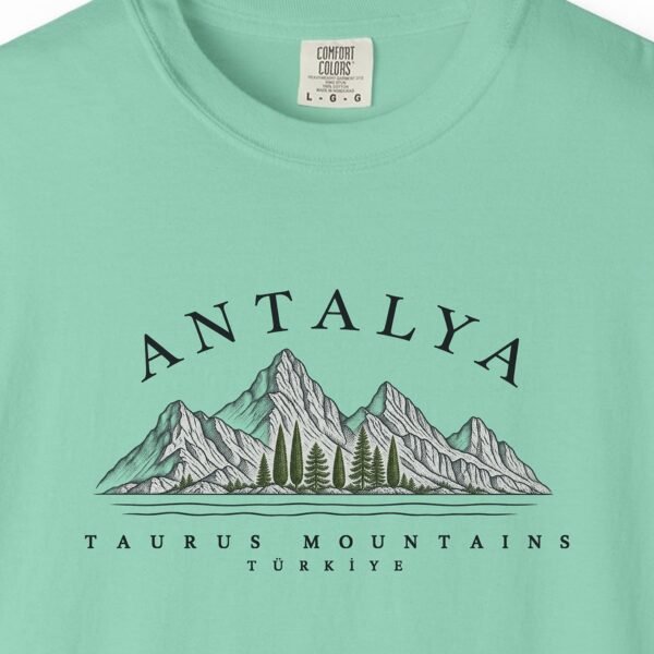 Taurus Mountains Engraving Tee
