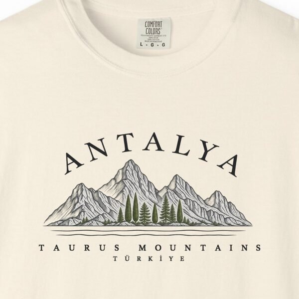 Taurus Mountains Engraving Tee