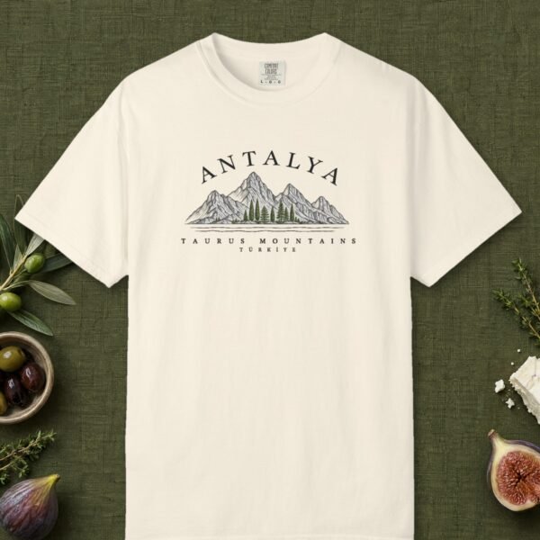 Taurus Mountains Engraving Tee