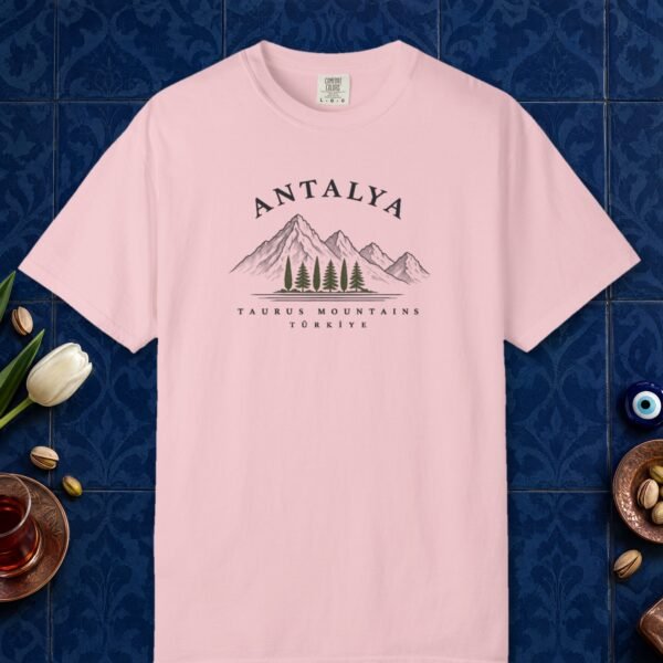 Taurus Mountains Tee